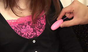 Japanese amateur housewife cuckold - first time at an hour motel