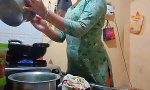 Indian hot wife got fucked while cooking in caboose