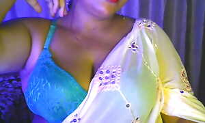 Sexy desi hot girl does Twenty one undressed hot desi boobs erotic dance.