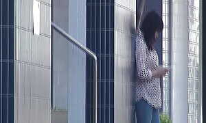 M607G08 A mature woman be fitting of a prestigious high school girl upon Fukuoka appears AV!