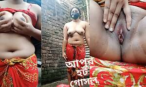 My stepsister make her bath video. Superb Bangladeshi girl big knockers mature shower with full scant