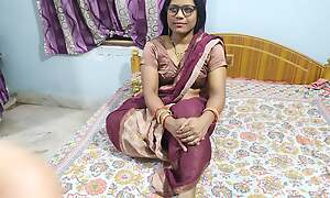 Indian Kolkata Fit together Sushmita Lovemaking upon Doggy n Cowgirl Look for on Saree hale Creampie upon her Hot Pussy connected with Mr Mishra on Xhamster