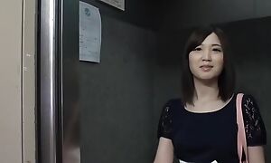 Yukina Shiraishi - First Creampie: The Warm Dripping Cum part 1